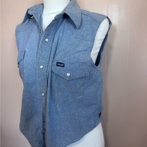 Wrangler Light Blue Sleeveless Denim Western Top